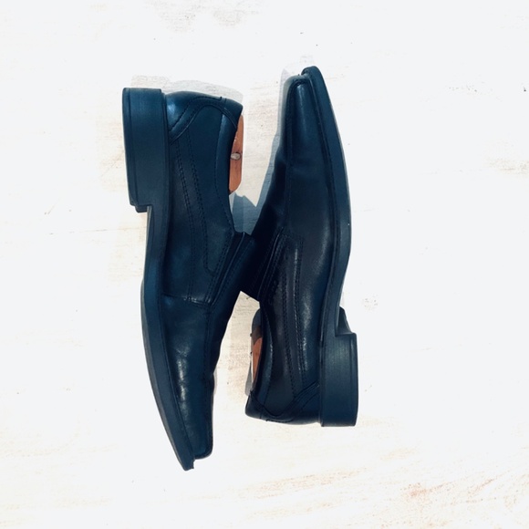 ECCO Mens Black Slip-on Dress Shoe Size 9/9.5, 43 EU
